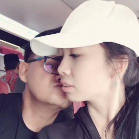 Frans, swingers couple searching for sex dating Jakarta, photo